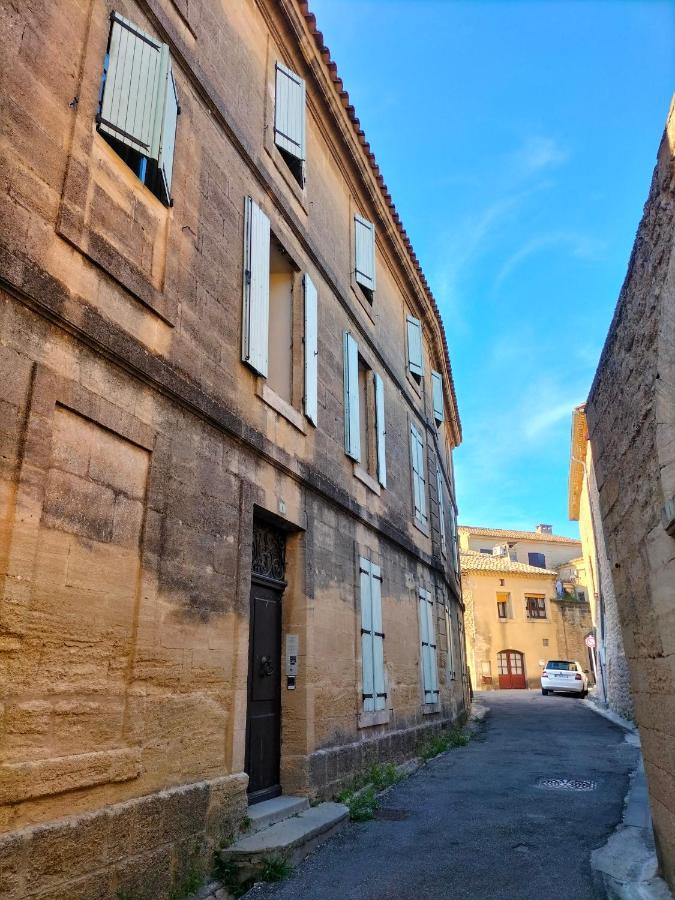 Appartement De Charme Vers Pont du Gard Exterior foto